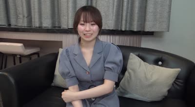 FC2PPV-4717936清純可愛小美女