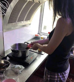 下藥成功拿下超常發揮讓老姐高潮兩次