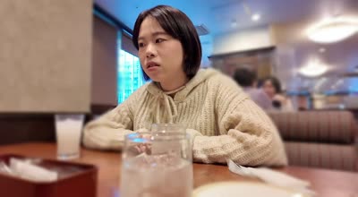 FC2PPV-4712202留學前用我的粗雞巴讓她潮吹