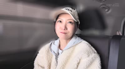 SDNM-519 根っからの明るさで職場の絵畫スクールはいつも笑顔で溢れてる 今村由美 34歳 第4章 普段は夫とくつろぐリビングが絶頂お漏らし潮まみれ！真っ晝間から禁斷の自宅撮影