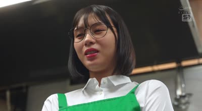 SONE-769 バイト先の地味なノーマーク女子と一緒に飲んだら… まさかのSEX大好きエロモンスターで精液透明になるまで何度もヌカれた。 兒玉七海