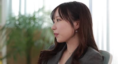 IPZZ-483 女上司の號令で全員にイジメられ過ぎて挿入しても何しても…無視して頂ける僕。 夕雛エミリ 杏ここ